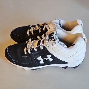 Under Armour Youth Baseball Cleats